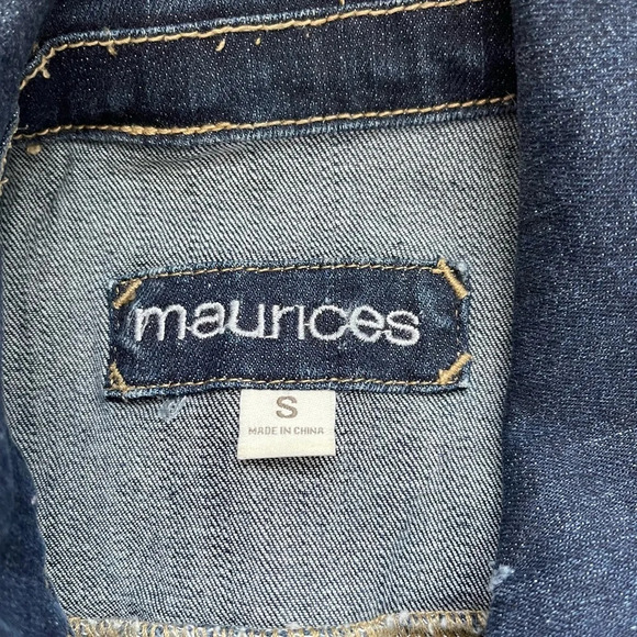 Maurices Dark Wash Distressed Frayed Hem Sleeveless Denim Vest Small Women’s - Picture 9 of 11